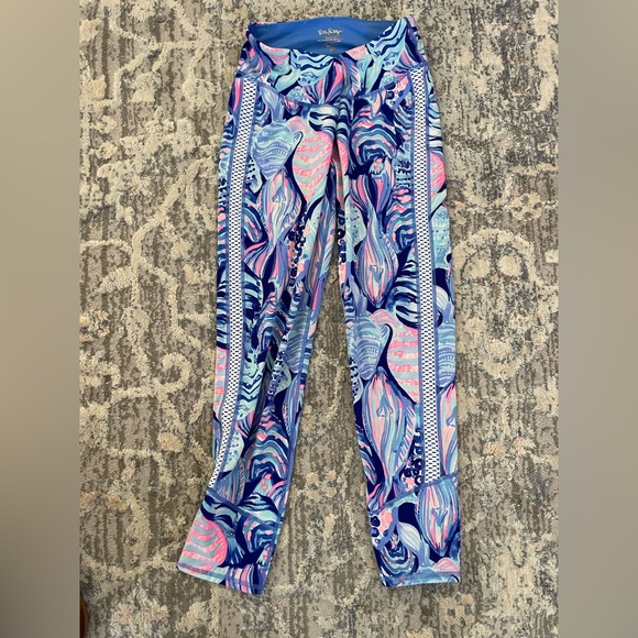 Lilly Pulitzer Women’s Medium Luxletic Tamara legging in Twilight Blue Scale Up - Picture 4 of 16
